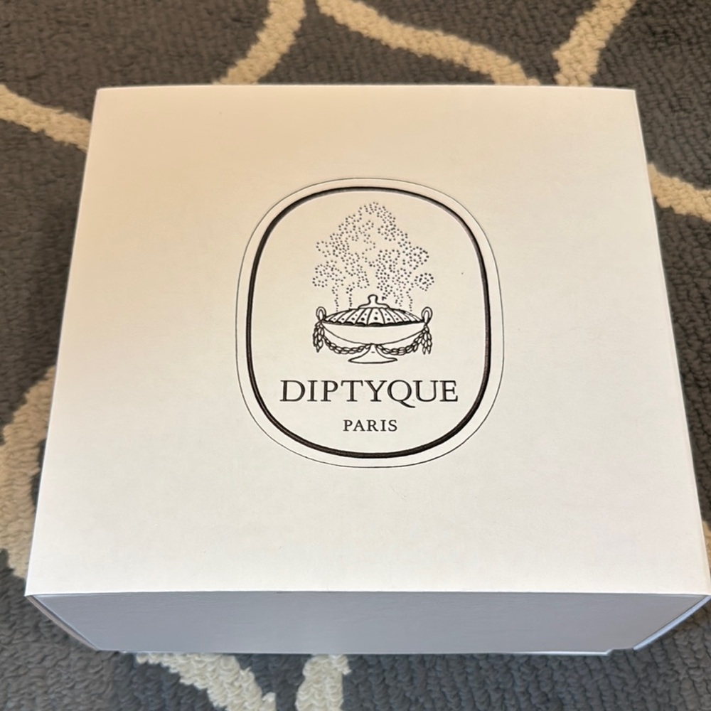 New!! Diptyque Paris box with candle bag and luggage tag with ribbon
